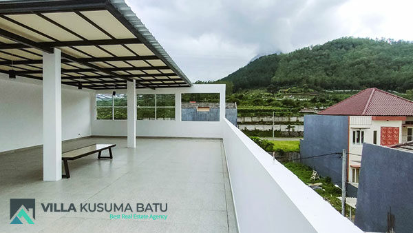 Villa-Kusuma-Pesanggrahan-Welirang-9